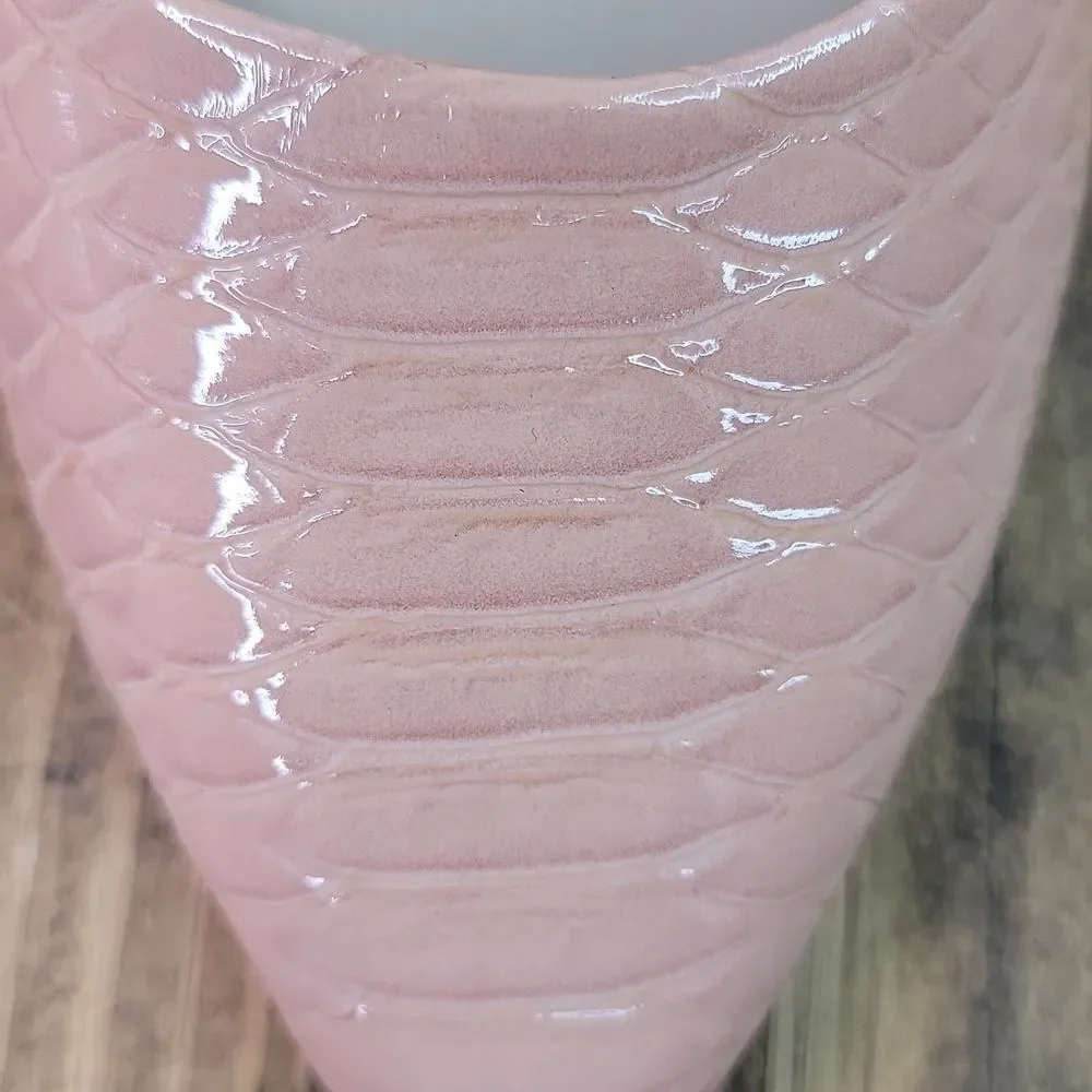 Jones. New York. Seneca. Chic Steps Pink Croc-Embossed Flats. Size 7.5. NWOT